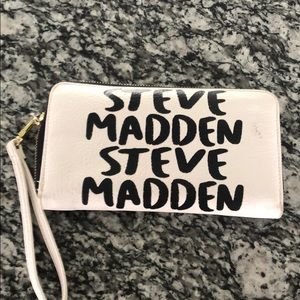 Steve Madden wallet